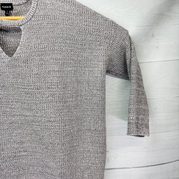 Torrid Womens Sweater Plus 2 (2X) Gray Knit Cutout Neck Long Sleeve Pullover - Picture 6 of 13